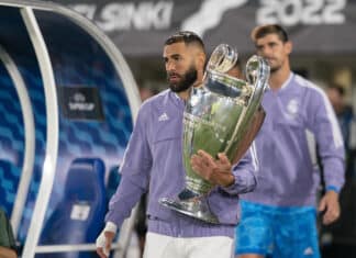 Real Madrid with UCL trophy