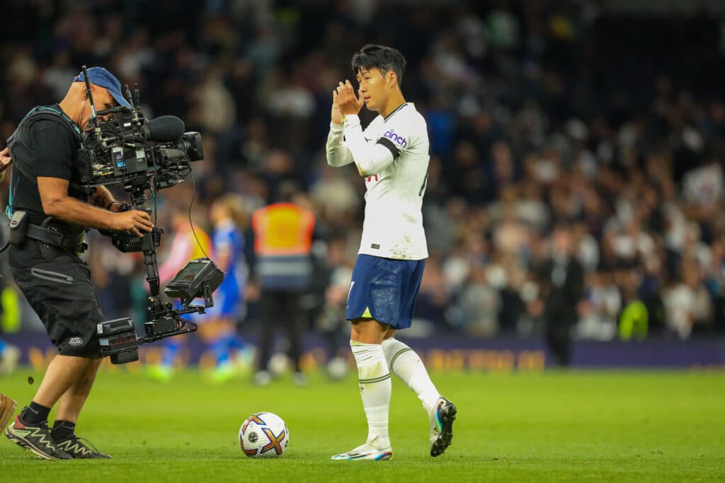 Son Heung-min of Tottenham Hotspur thanking the fan